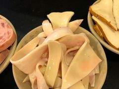 鲜猪黄喉-酒友老火锅(渝中店)