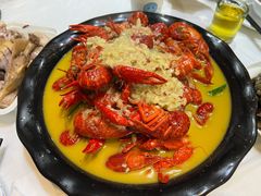 金汤蒜泥龙虾-香满锅老北京羊蝎子火锅·家常菜(新街口店)