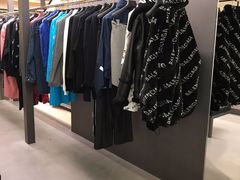 -BALENCIAGA(恒隆广场店)