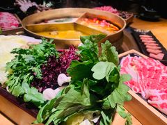 -湊湊火锅·茶憩(新中关购物中心店)
