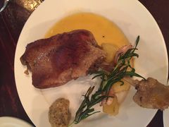 -羽深肉铺 Steak & Wine