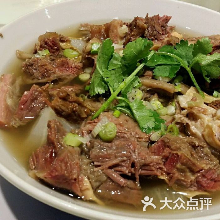 吴系糖水铺清汤牛白腩拼坑腩(配萝卜)图片-北京茶餐厅-大众点评网