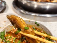 -肖肖酸萝卜鱼火锅(总店)