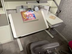 -康朴乐儿童学习桌椅(蓝色港湾店)