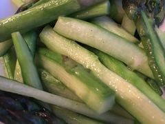 -香格里拉鱼跃地中海西餐厅·牛排披萨