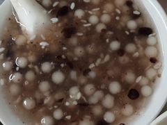 -芳婆糕团店(王府大街店)
