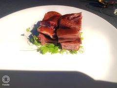 自制烟熏酱板鸭-三利音·东方司宴(外滩店)