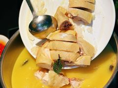 -鲜入唯煮·港式海鲜牛肉火锅(金宝街店)