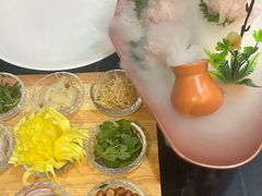 -朱记乳鸽王·非遗石岐乳鸽·全鸽宴(大兴旗舰店)
