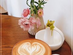 -AHAVA·Fang Baking Studio