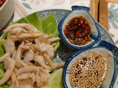 双味白灼鸟贝肉-十面欢腾·海鲜面·台式Bistro(长乐路店)