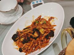 -辛香味烧鱼馆·非遗技艺·排骨红烧肉(光谷医药园店)