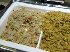 -蒙肥羊·酸汤潮牛·鲜牛肉火锅烤肉自助(岗顶店)