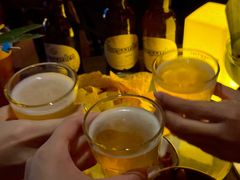 -FOUR PLAY BAR