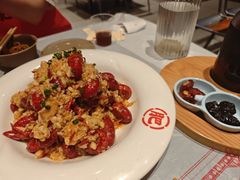 -肥肥虾庄·金牌油焖大虾(杨园滨江时代walk店)