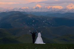 -雅云婚纱摄影工作室旗舰店