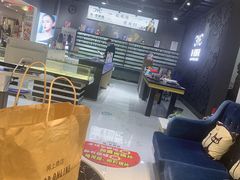 -简·爱眼镜(赛隆眼镜广场店)