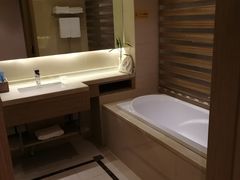 -兴芮温泉度假区