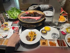 -山焱·炭火自助烤肉(周浦万达店)