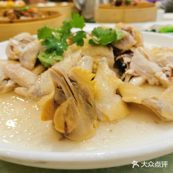 顺业名湖海鲜酒楼(白藤湖店)