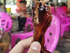 -黄记四更烤乳猪店