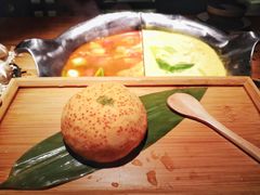飞鱼籽墨鱼滑-湊湊火锅·茶憩(杭州湖滨银泰in77店)
