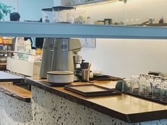 -Line 咖啡(石厦花园店)