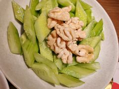 胡椒油青瓜桃仁-椒爱水煮鱼川菜(大连罗斯福店)