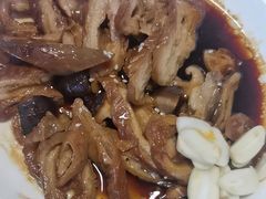 -老鼎万春卤菜(五代传承创始老店)