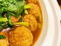 青菜烧肉圆-吉事利茶餐厅