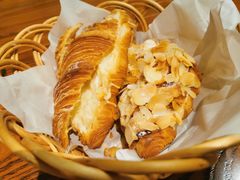 黄金流奶羊角-麦田工坊(月湖店)