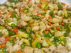 自贡鲜椒兔-川堂风·跷脚牛肉·乐山爆炒(宝山日月光店)