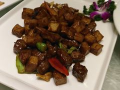 烧汁百灵菇螺脯-东方之珠海鲜酒楼(南开店)