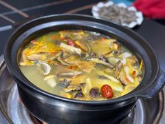 -野菌皇海景野生菌火锅(滨海大道店)