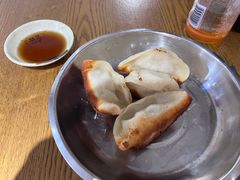 -黄阿姨锅贴大王(万航渡路店)