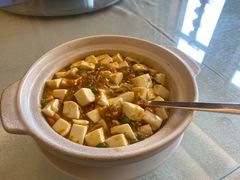 蟹粉豆腐煲-和平饭店·龙凤厅 Dragon Phoenix