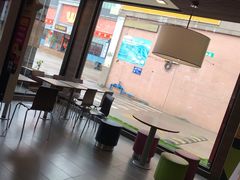 大堂-麦当劳(新新大道岗丰店)