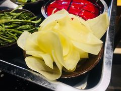 -周幺妹重庆老火锅(银泰城总店)