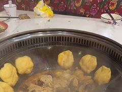 -三江鱼东北特色铁锅炖(骆驼店)