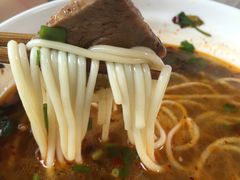 -花溪牛肉米粉(科园二路店)