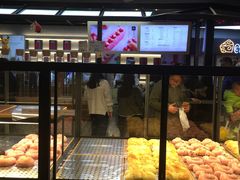 面包甜点陈列柜-LELECHA乐乐茶(上海五角场万达广场店)