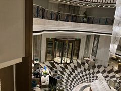 -浅深(世茂滨江精品店)