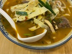 老酸菜牛肋条面-阿彬生炒牛肉面(解放路店)