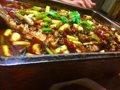 -琥珀老六龙虾(四里河店)