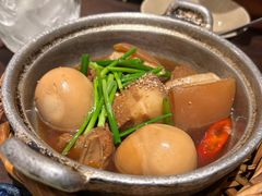-Cuc Gach Quan Restaurant