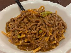 撒子牛肉丝-刘胖子家常菜·蹄花焖藕(中南店)