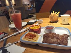 -菲滋意式餐厅(银泰百货金华江南店)