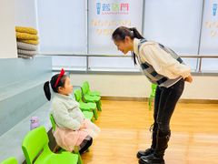 -蓝话筒·少儿成人演讲口才·主持朗诵·戏剧表演(大华第一坊店)