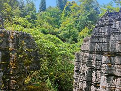 -梭布垭石林景区