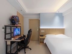 -IGenie爱精灵·万兆电竞酒店(成都火车南站凯德天府店)